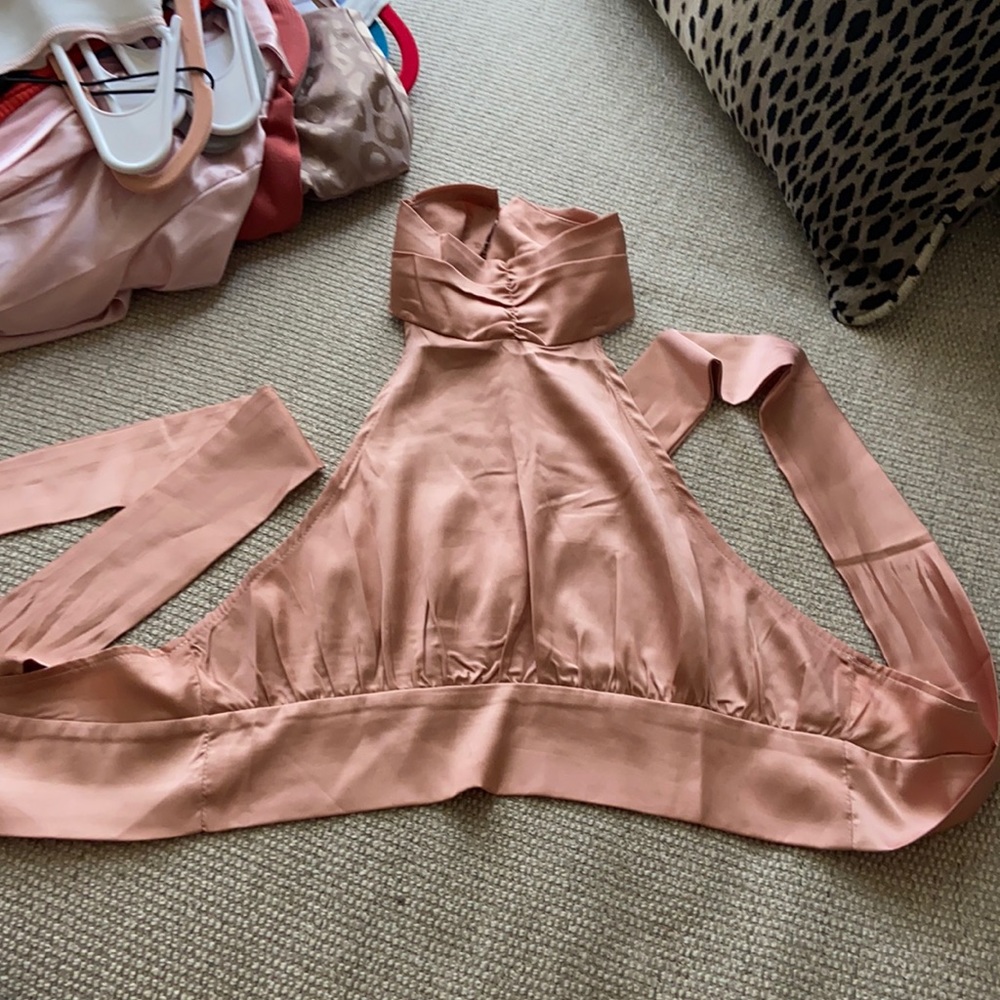 pink creamy cropped tank size XS